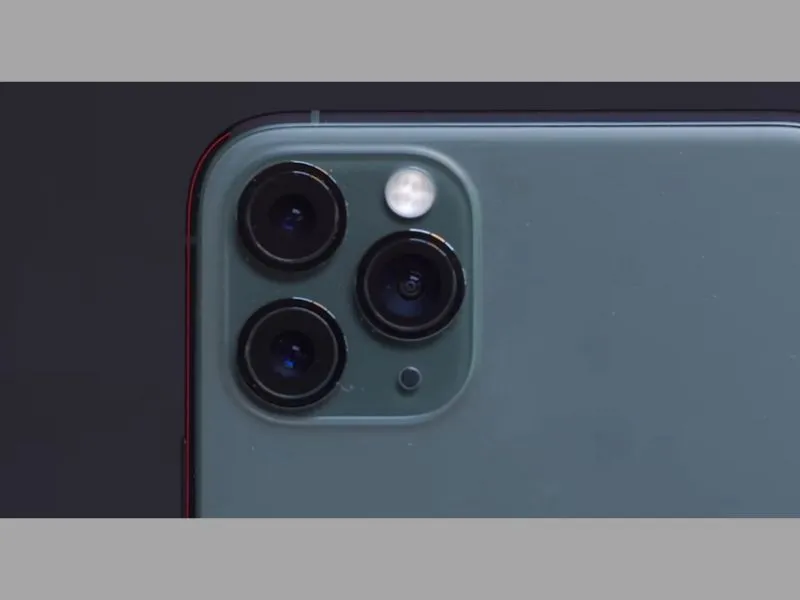 Cụm Camera của iPhone 11 Pro Max đã được cải tiến lớn với mẫu X tiền nhiệm