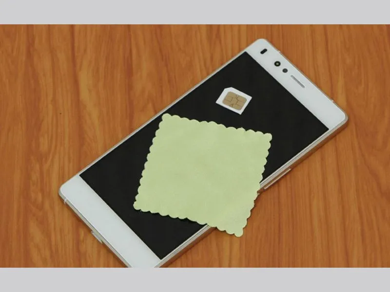 Thường xuyên vệ sinh sim iPhone