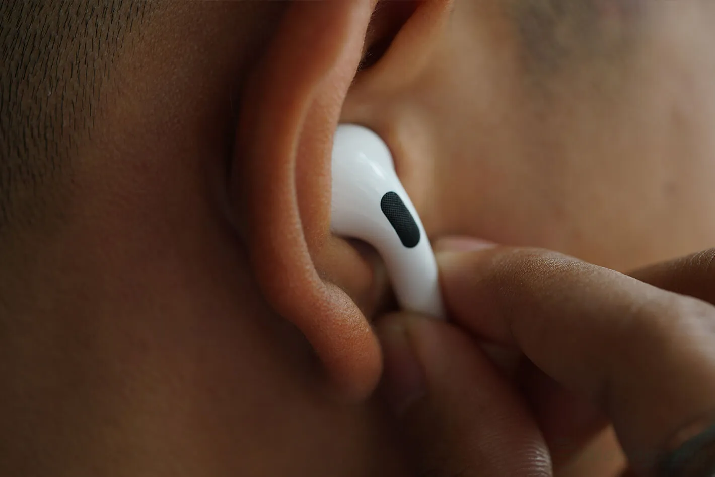 mua tai nghe bluetooth airpods pro chinhs hang gia re tai di dong xanh