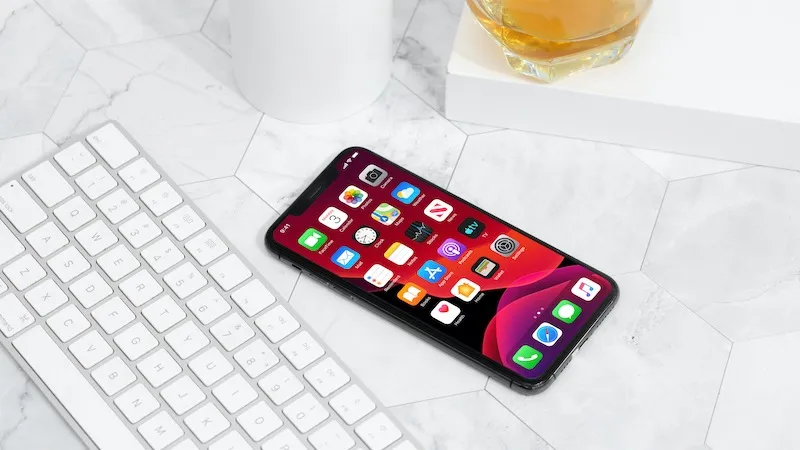 iPhone 11 Pro Max được trang bị lớp kính Corning