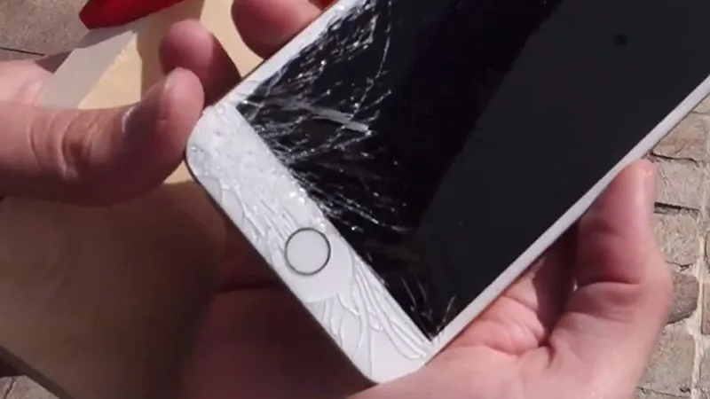 khi nào cần thay màn hình iphone 8 plus?