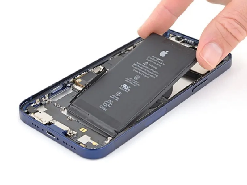 Những dấu hiệu cần phải thay pin iPhone 12 Chính hãng