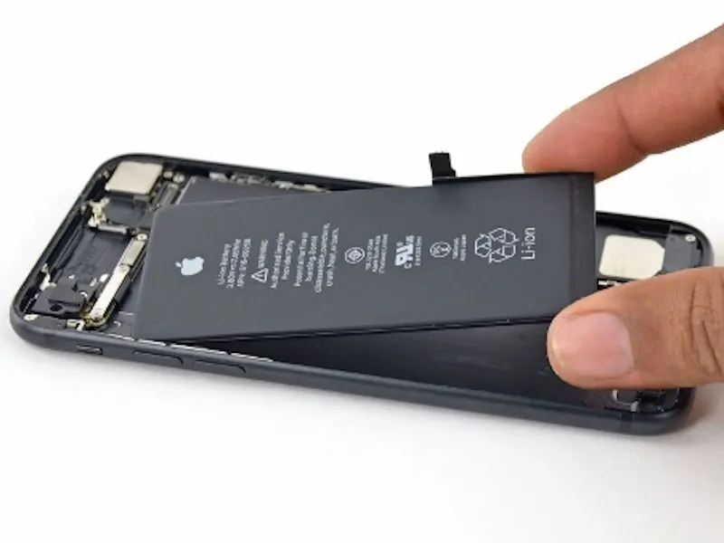 thay pin iphone da nang
