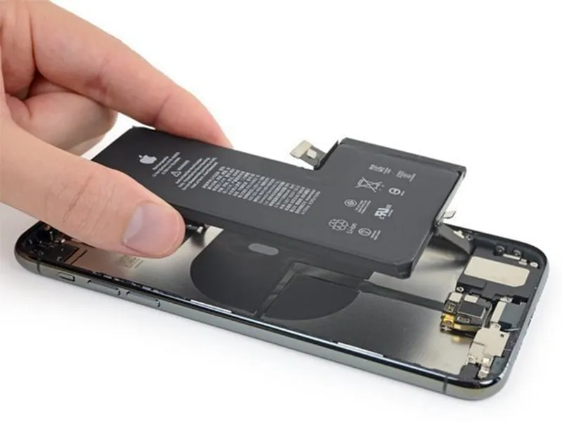 Thay pin iPhone Xr tại Di động xanh