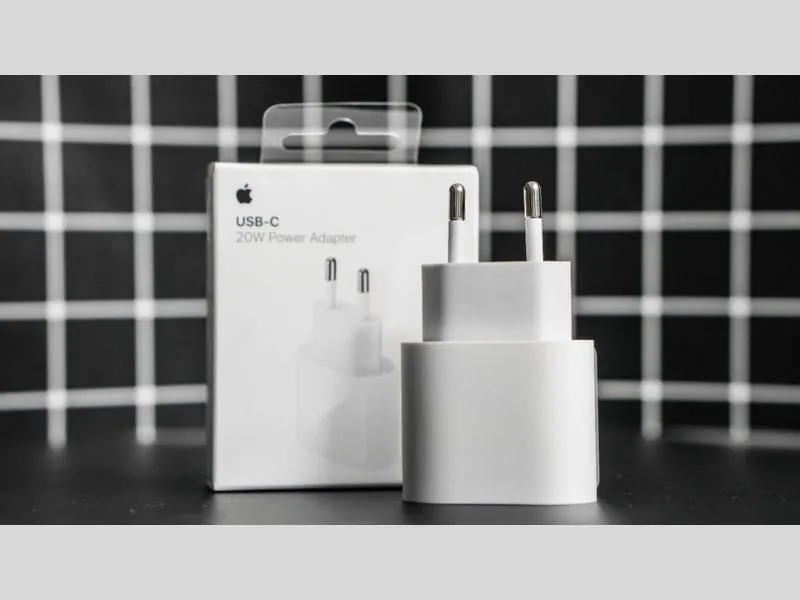 iPhone 16 sạc bao nhiêu W tối đa?