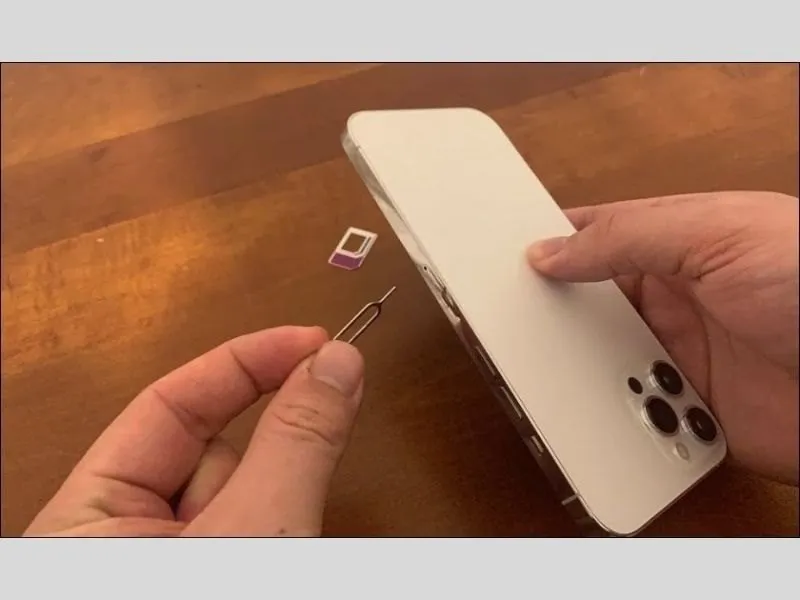 iPhone ZA/A có mấy sim?