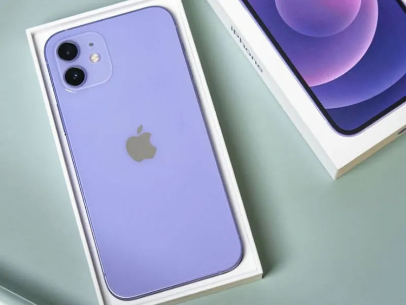 iPhone 12
