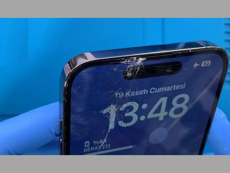 Công nghệ thay ép kính iphone 15 plus Di Động Xanh