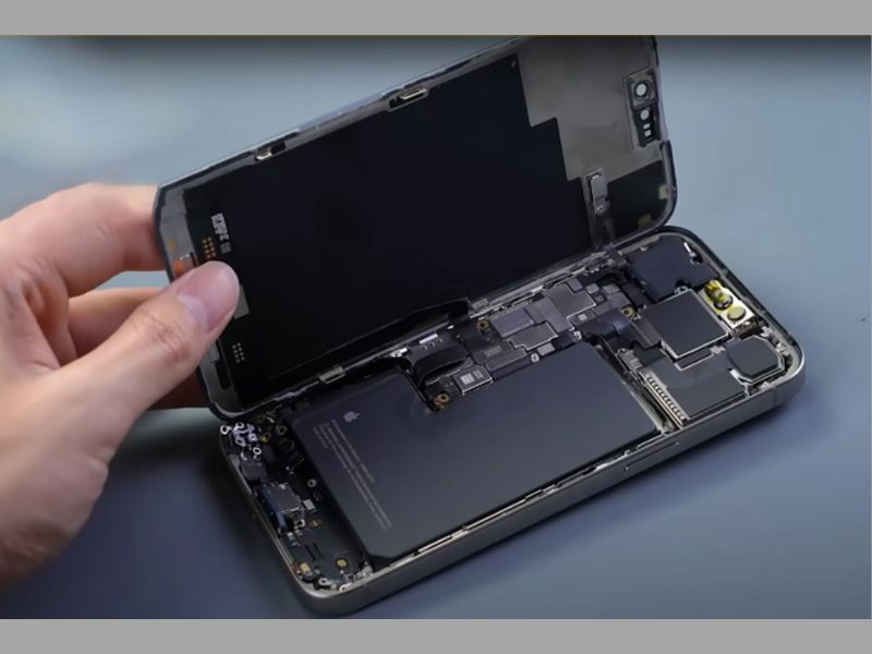 thay pin iphone 15 pro giá rẻ Đà nẵng