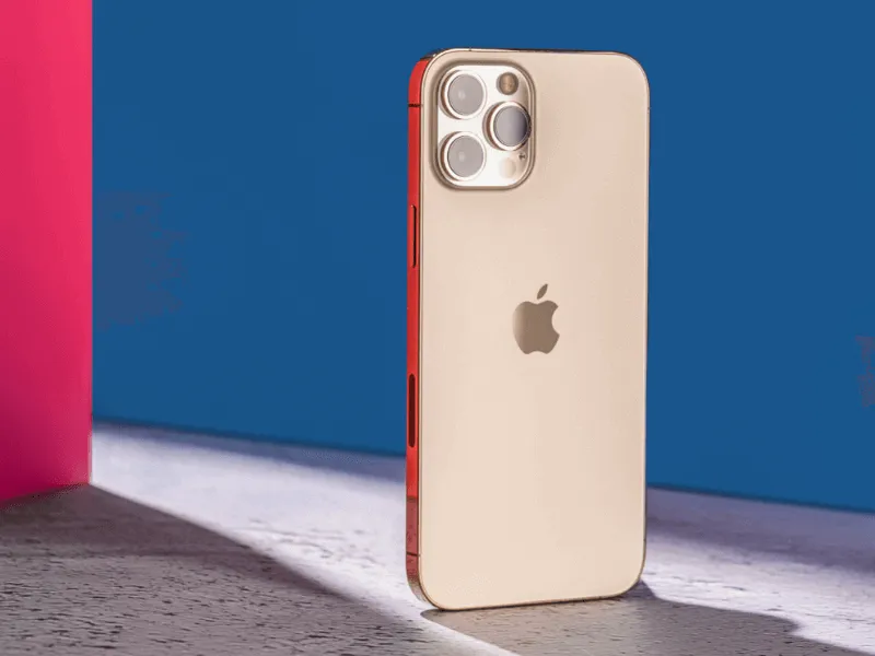 Thiết kế viền nhôm của iPhone không chỉ sang trọng mà còn có độ bền cao