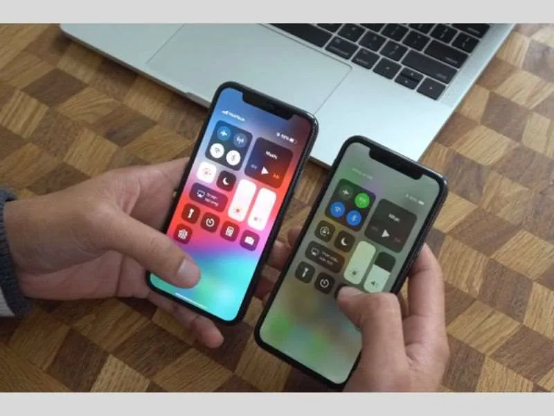 Linh kiện lô khiến màn hình iphone bị chớp xanh