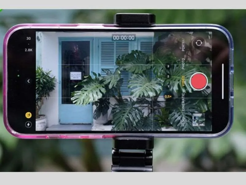 Quay video chân thật, sống động