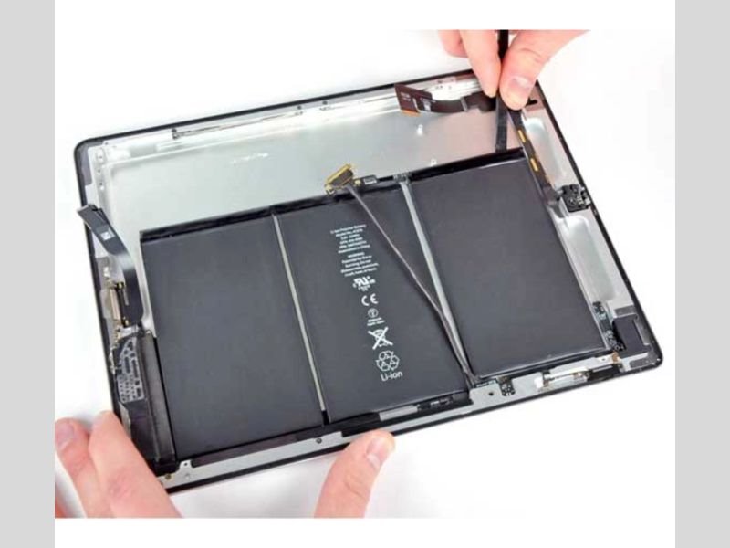 Pin linh kiện được bóc tách từ iPad 3 