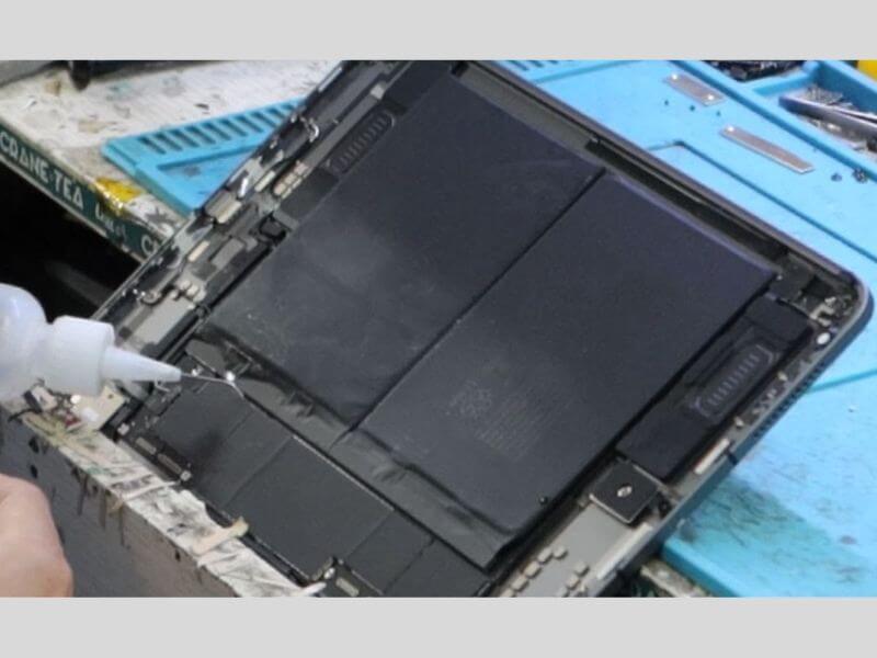 Thay pin iPad Air 4 Đà Nẵng 