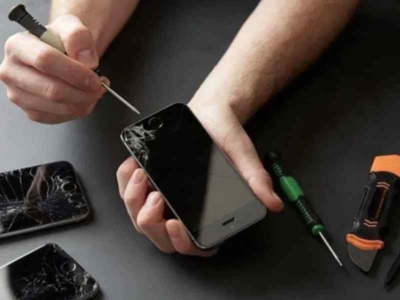 Công nghệ ép kính hiện đại, tối tân tại Di Động Xanh