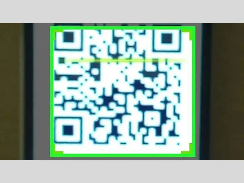 Giữ vững điện thoại để nhận diện QR Wechat