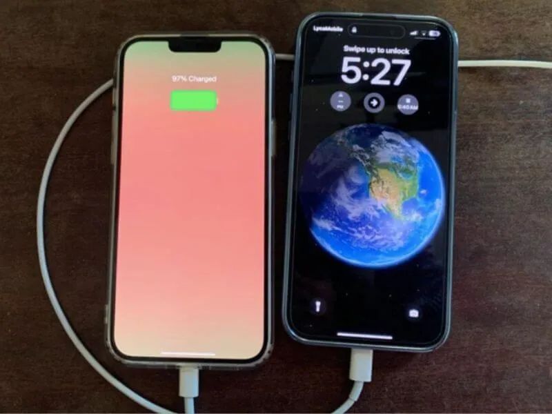 Kết nối 2 thiết bị iphone với nhau qua dây sạc