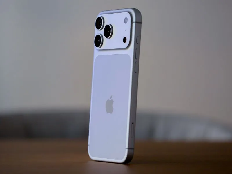 Có nên dùng sạc công suất cao cho iPhone 17 Pro Max?