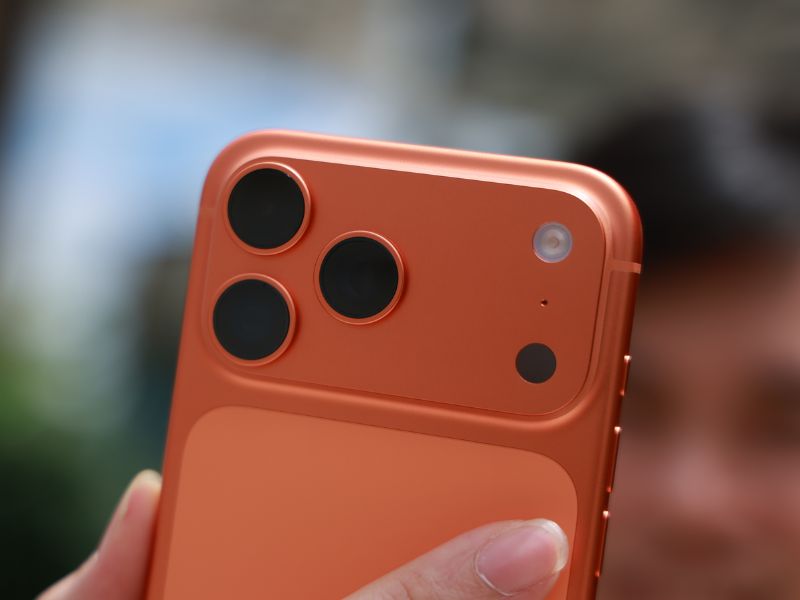 Camera iPhone 17 Pro Max 1TB cũ với khả năng zoom quang 8x ấn tượng