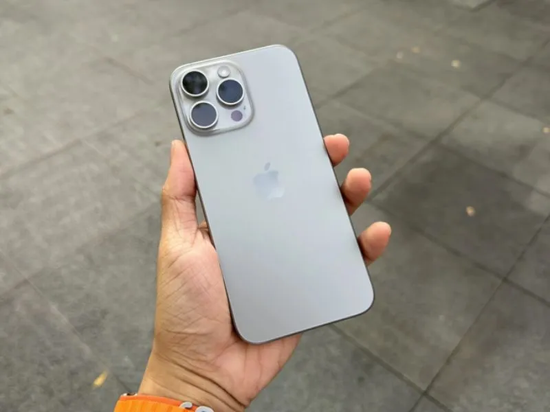  iPhone CNC giá rẻ tuy nhiên chất lượng kém, không ổn định