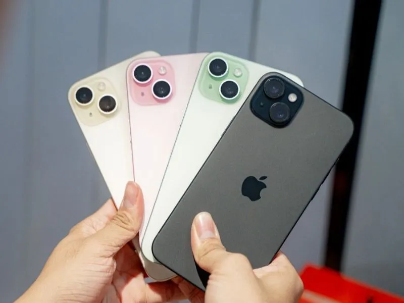 So sánh thiết kế trên iPhone 15 và 15 Plus