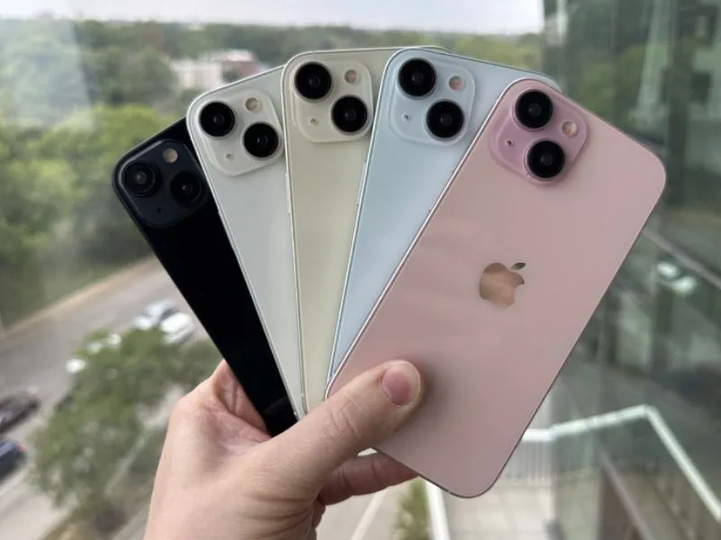 So sánh iPhone 15 với iPhone 15 Plus về giá bán
