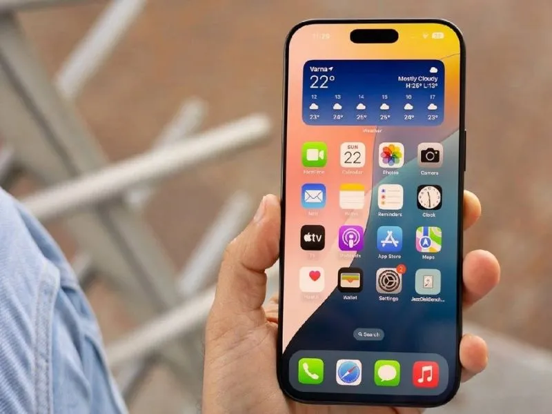 Để iPhone dưới ánh nắng trực tiếp khiến máy nóng lên, làm pin suy giảm
