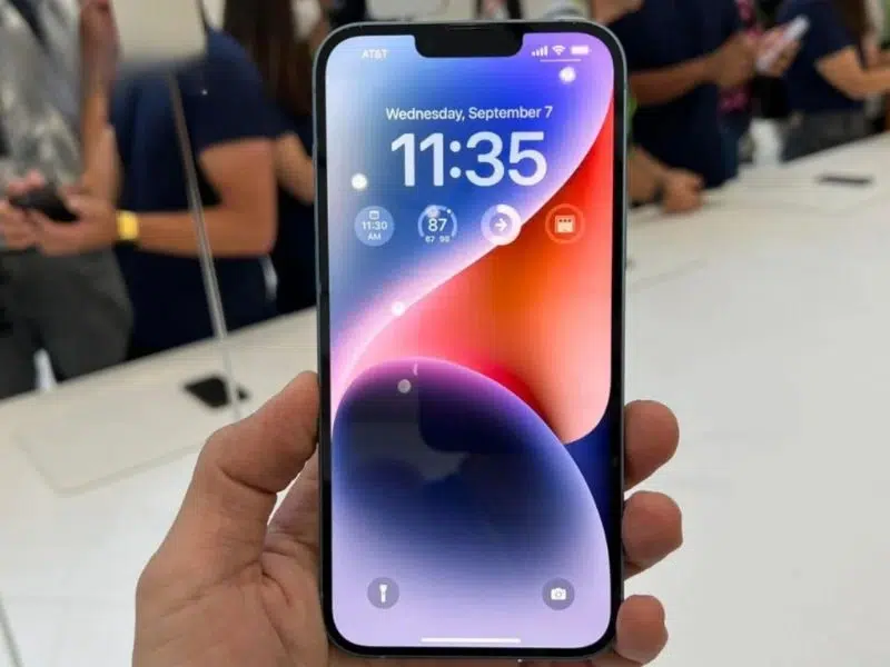 Màn hình iPhone 14 tiêu chuẩn có kích thước 6.1 inch